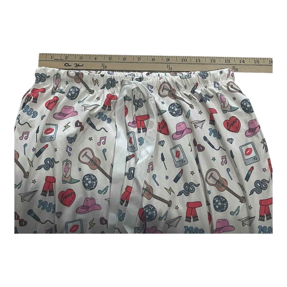 Shirley & Stone Taylor Swift Inspired Pajama Set Small Eras 1989 White Pink - Picture 13 of 16